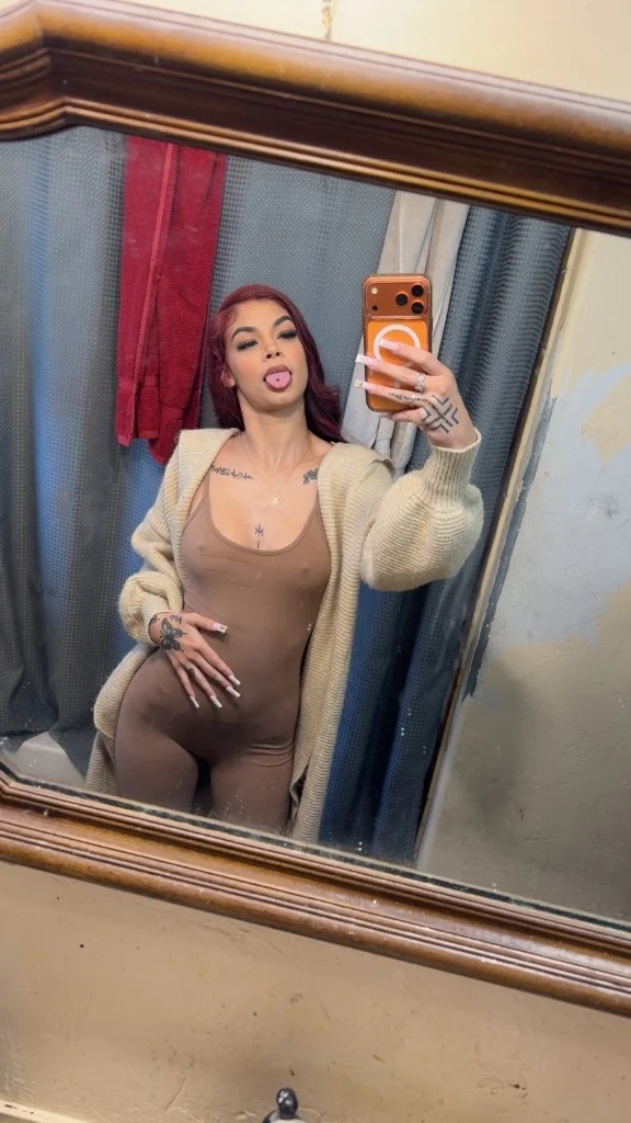 Ft Shows &' Content