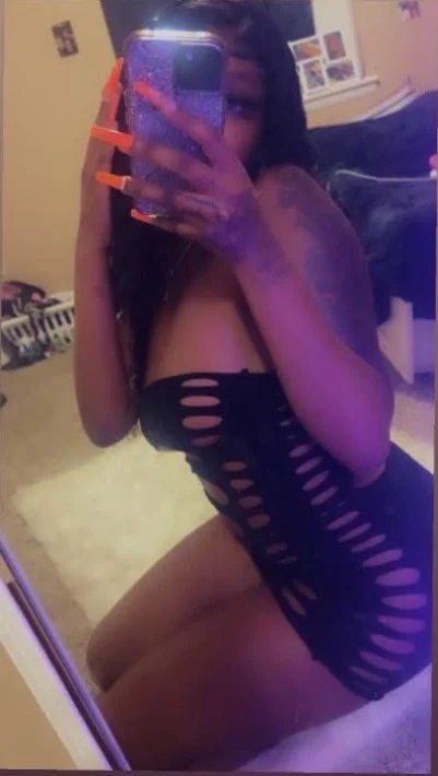 Im BACKKK your favorite sexcc short slim brownskin LETS PLAY... in Oklahoma City – Women Seeking Men photo 3