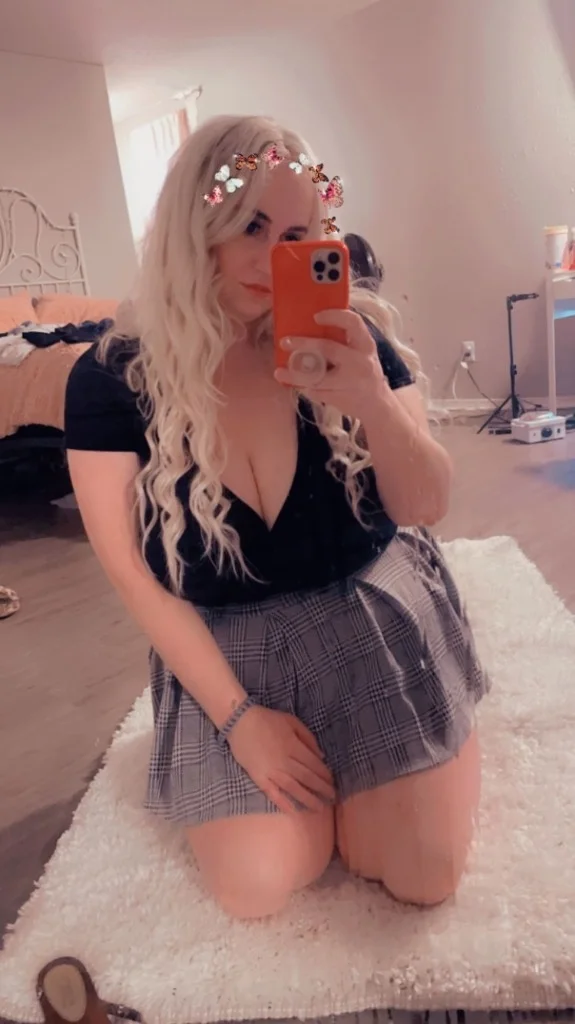 come spend some time with your fav bbw in Oklahoma City – Women Seeking Men photo 4