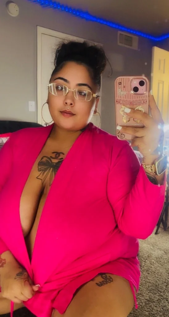 SEXY BBW READY TO HAVE FUN AVAILABLE FOR INCALLS ALL DAY AND