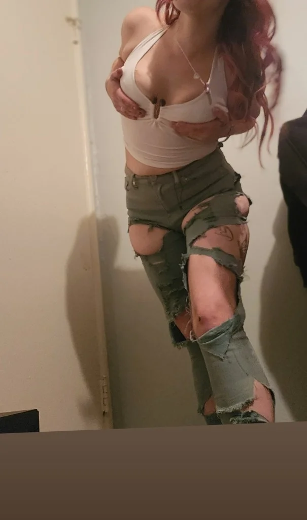 END OF WEEK SPECIAL!!! PRETTY PINK PUSSY,SI ABLAS ESPANOL ,TEXT ME