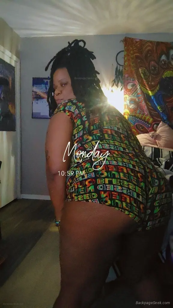come worship my curves in my garden bbw lovers only in Oklahoma City – Women Seeking Men photo 5