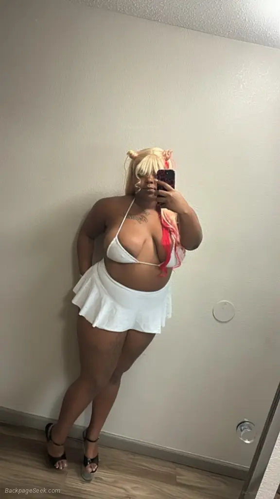uLtiMate 5 Experience Party Girl in Oklahoma City – Women Seeking Men photo 3