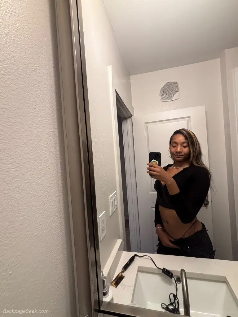 IM HORNY AND READY TO WRAP MY PUSSY AROUND YOUR FAT PENIS in Oklahoma City – Women Seeking Men photo 3
