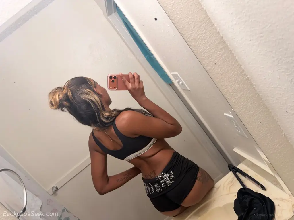 IM HORNY AND READY TO WRAP MY PUSSY AROUND YOUR FAT PENIS in Oklahoma City – Women Seeking Men photo 5