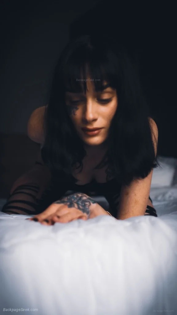 Softly Petite Subtly Sweet in Orange County – Women Seeking Men photo 4