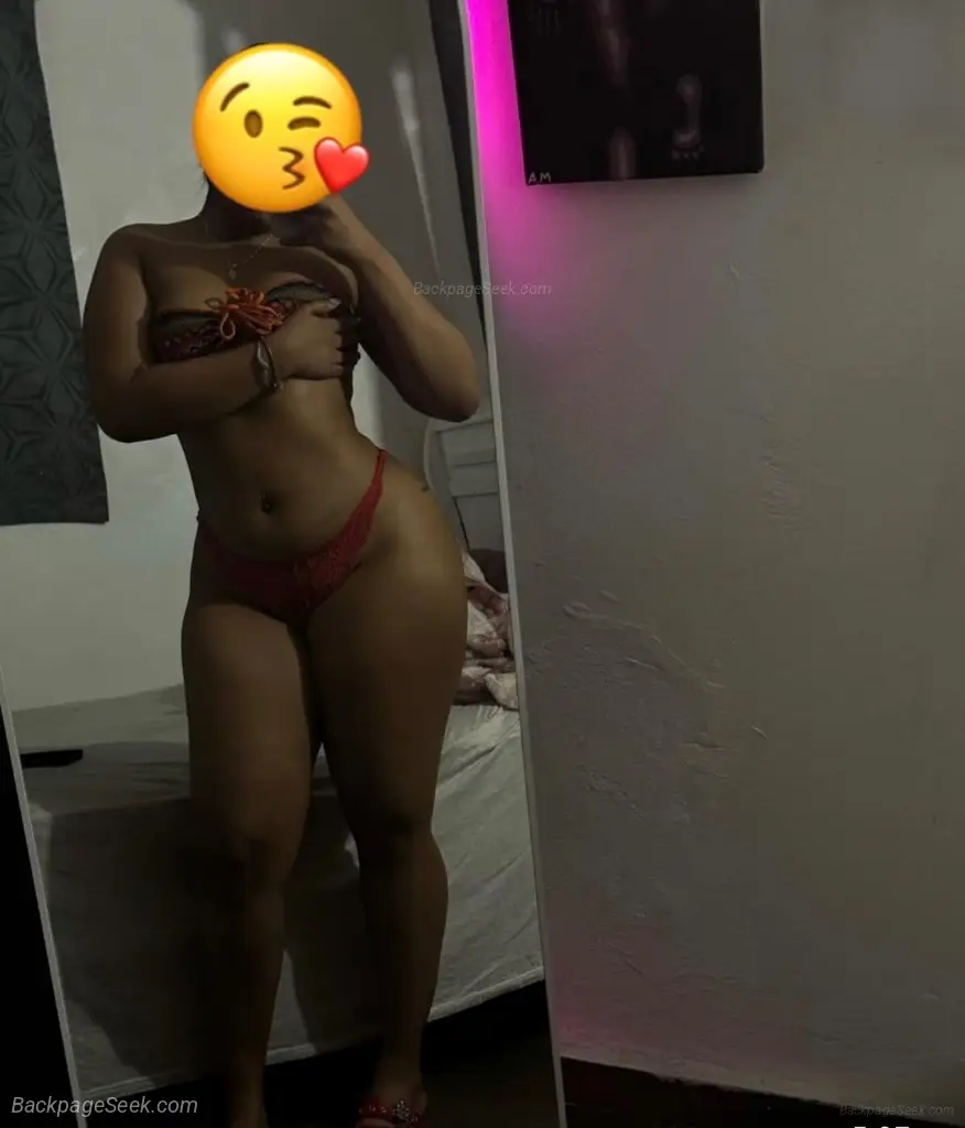 Hellow baby sexy latina disponible 24/7