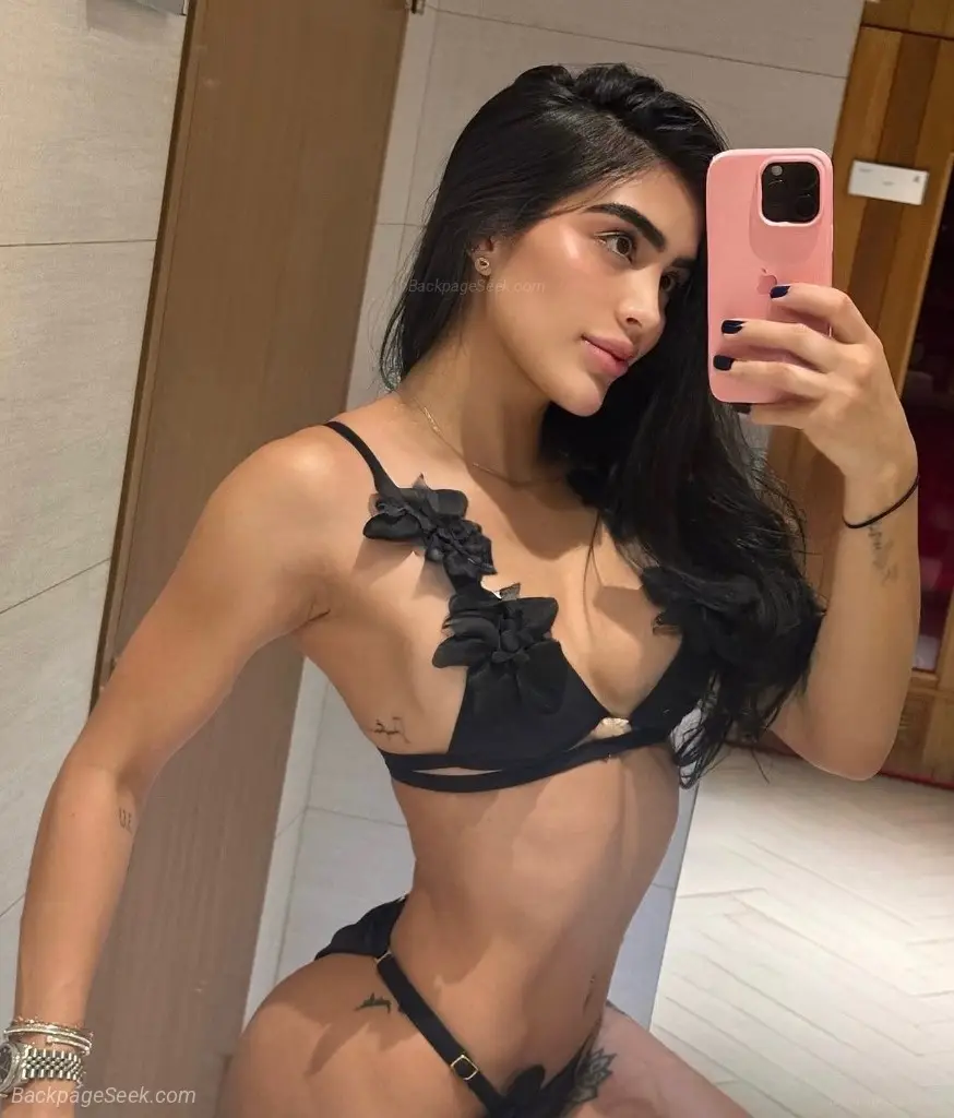 Sweet attractive and very careful Latina in Orange County – Women Seeking Men photo 2