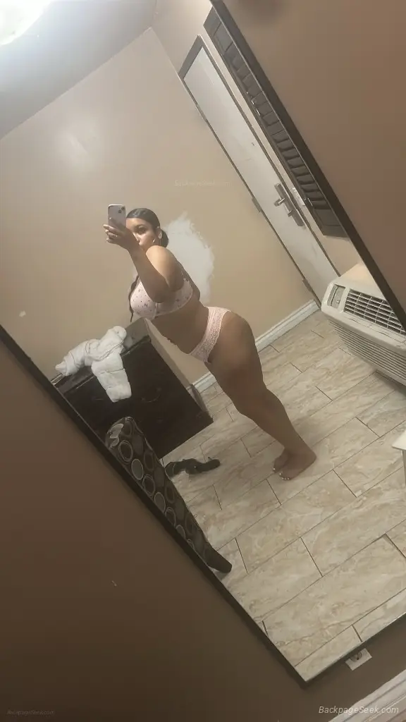 come have fun with a blasian babe HOSTING NOW OUTCALLSCARDAT... in Orange County – Women Seeking Men photo 4
