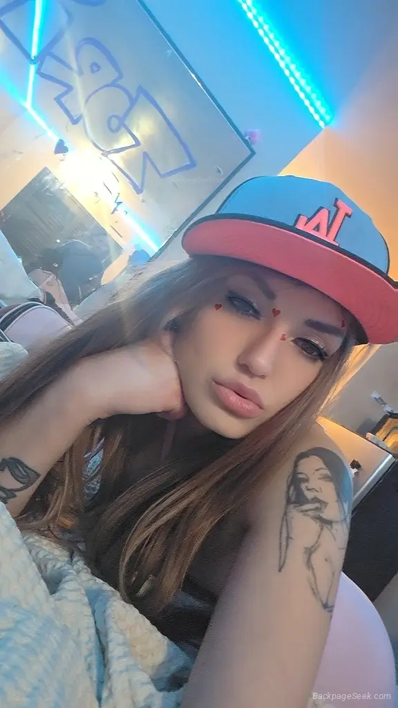 YOUNG BADDIE miss Sophia Rose Phat Ass White Girl PAWG AVAIL... in Orange County – Women Seeking Men photo 2
