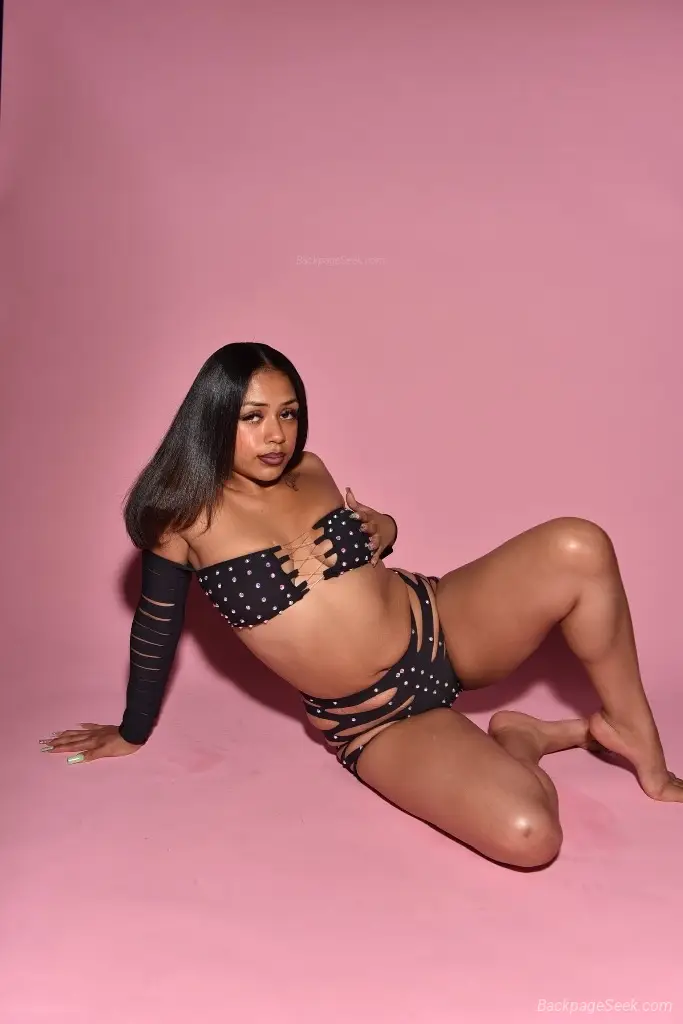 CURVY MIXED HOTTIE WAITING TO FUCK YOU in Orange County – Women Seeking Men photo 2