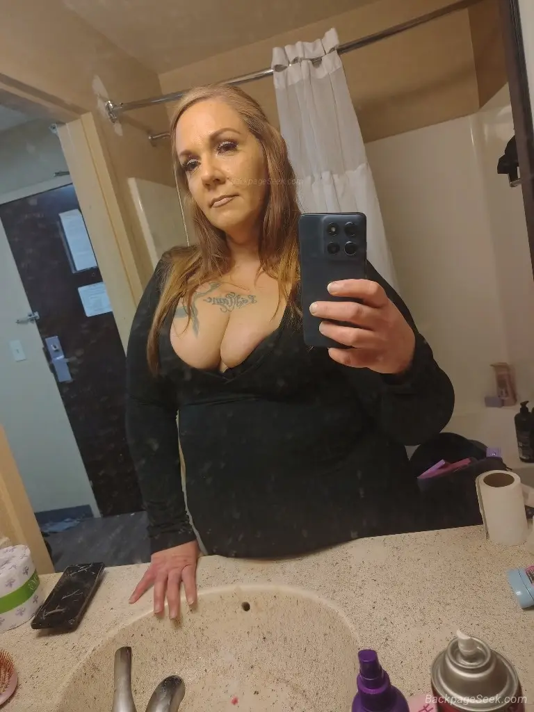 GILF with head master skills