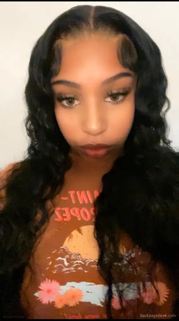 hey cum see peaches