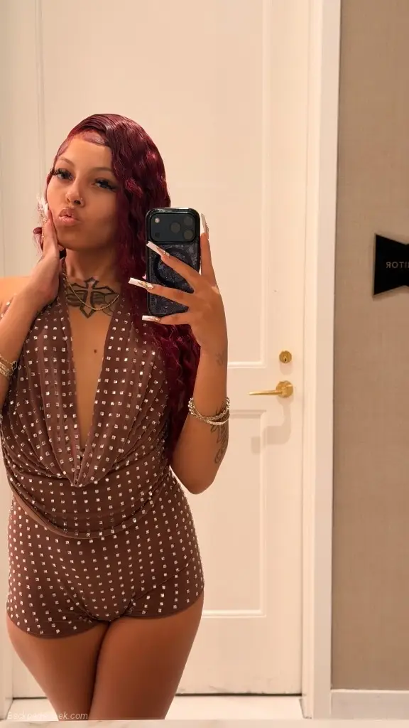 Hazel Eyed Cuban Doll in Orange County – Women Seeking Men photo 3