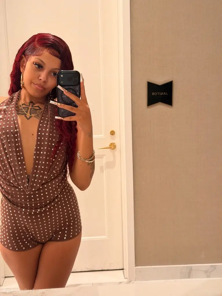 Hazel Eyed Cuban Doll in Orange County – Women Seeking Men photo 6