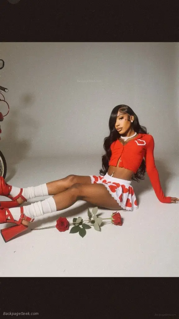 Chanel's World in Orange County – Women Seeking Men photo 2