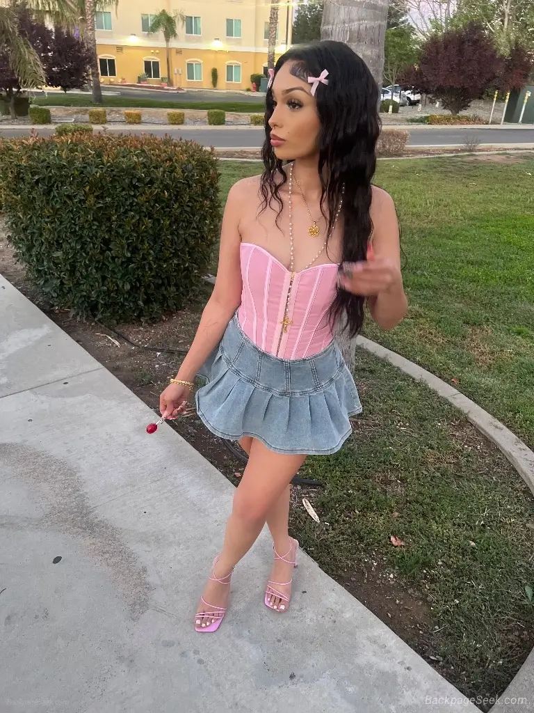 Meet Your New Obsession in Orange County – Women Seeking Men photo 3