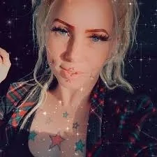 Sexy Blonde Ready to Party