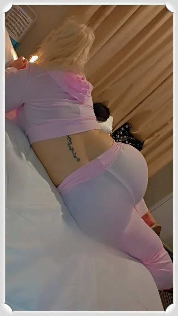 im NOT Ju T a Snac im ThE Ul Lat in Orlando – Women Seeking Men photo 3