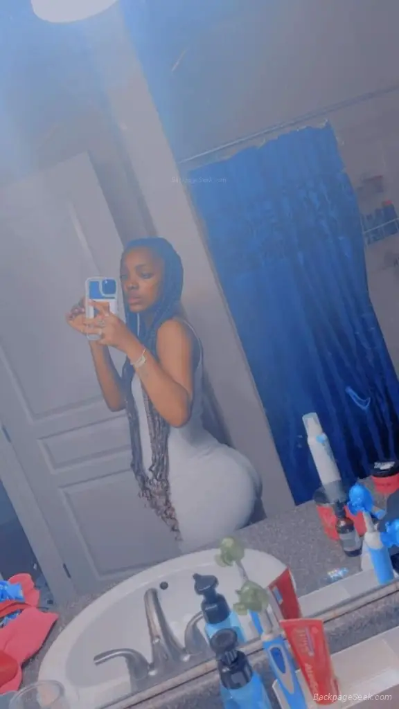 NEW IN TOWN Cum See Me READY NOW pregnant ebony in Orlando – Women Seeking Men photo 4