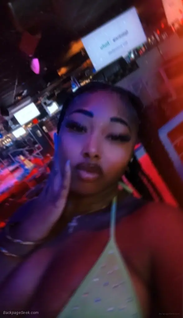 PICTURES are 100 REAL Naeee 5'7 stallion Soft juicy Ass Dick... in Orlando – Women Seeking Men photo 4