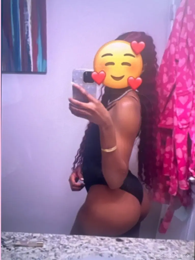 Pretty, Slim & Petite