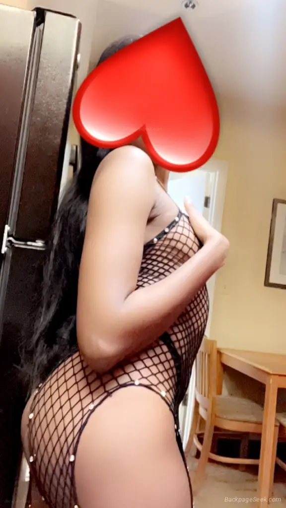 Pretty Slim Petite in Orlando – Women Seeking Men photo 3