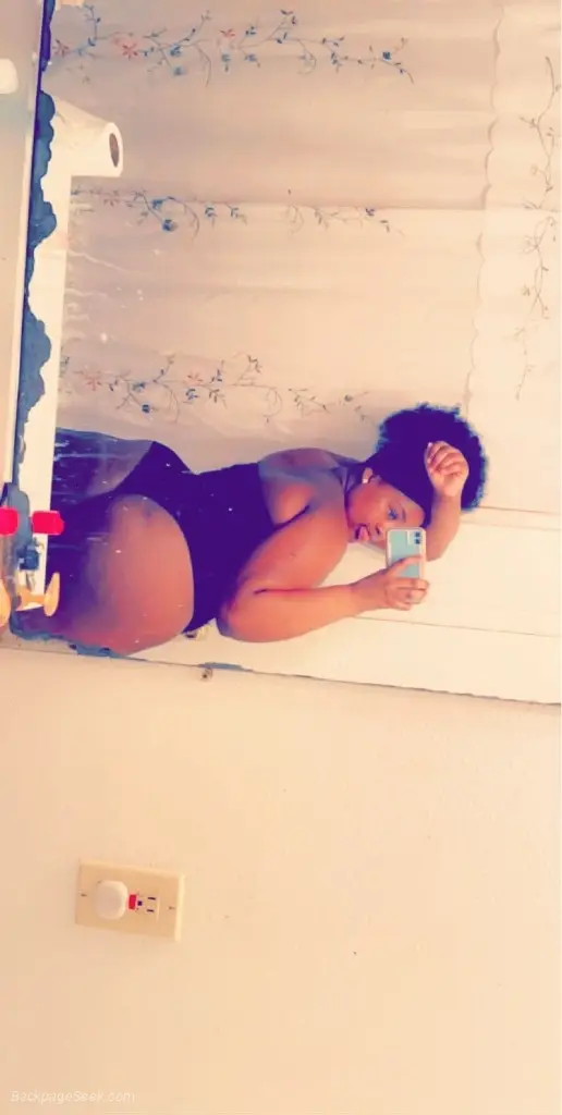 MISSISSIPPIS FINEST HERE VISITING FOR A FEW DAY LETS HAVE SO... in Orlando – Women Seeking Men photo 2