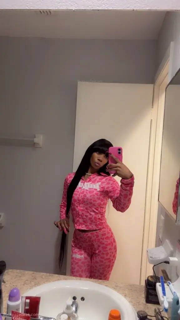 Petite Chocolate in Orlando – Women Seeking Men photo 4