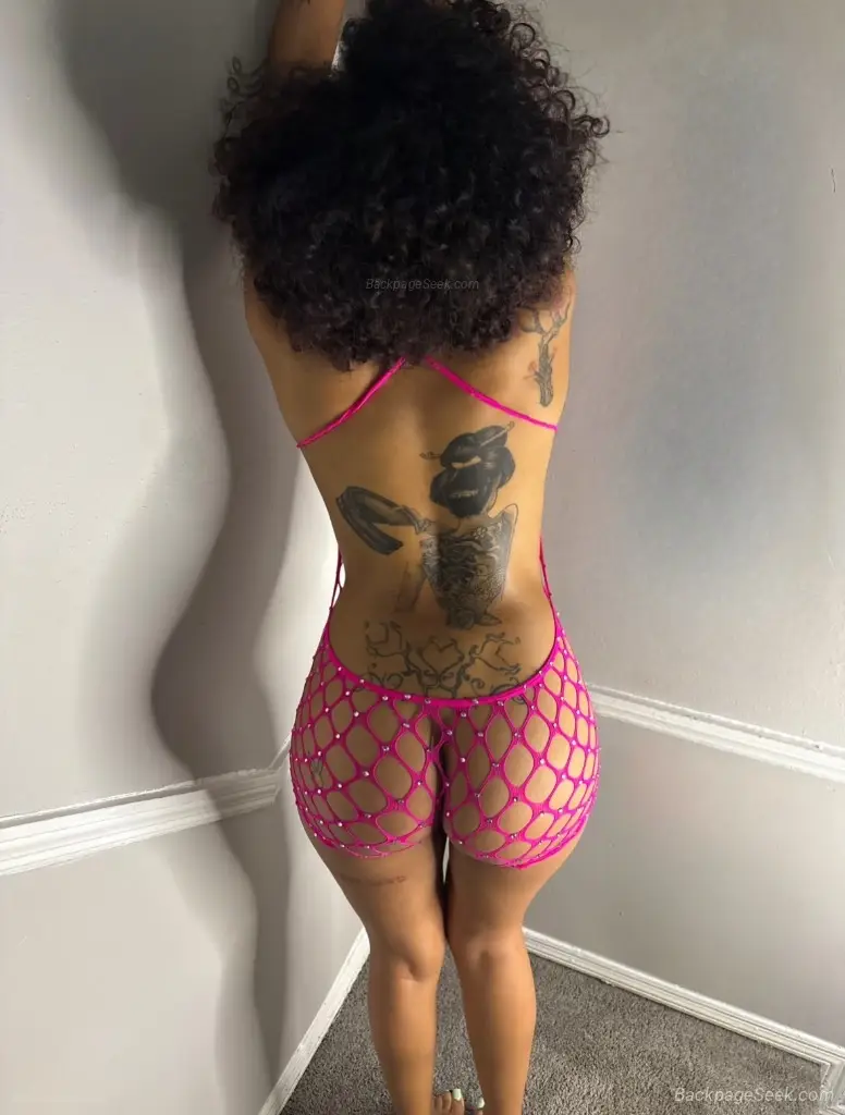 UR LIL SEXDOLL EXOTIC EROTIC THROATGOAT WATERPARK in Orlando – Women Seeking Men photo 4