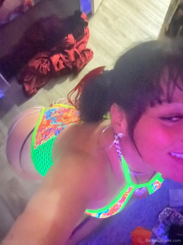 MAITLAND IM HERE READY FOR SOME ACTION in Orlando – Women Seeking Men photo 2