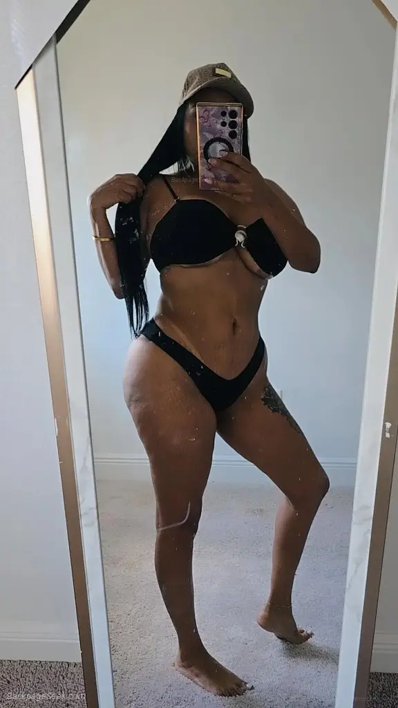 Chica elegante y autntica de buena conversin y de buena compaa