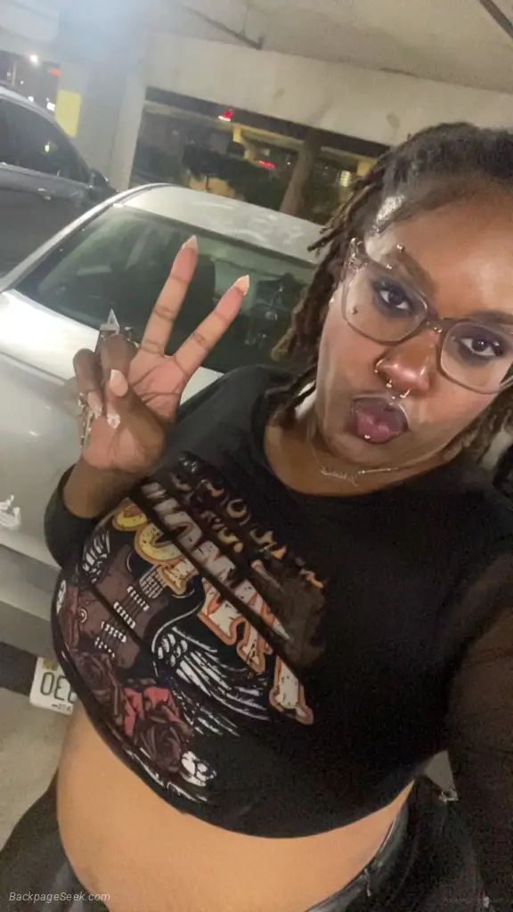 Looking for fun in Orlando – Women Seeking Men photo 3