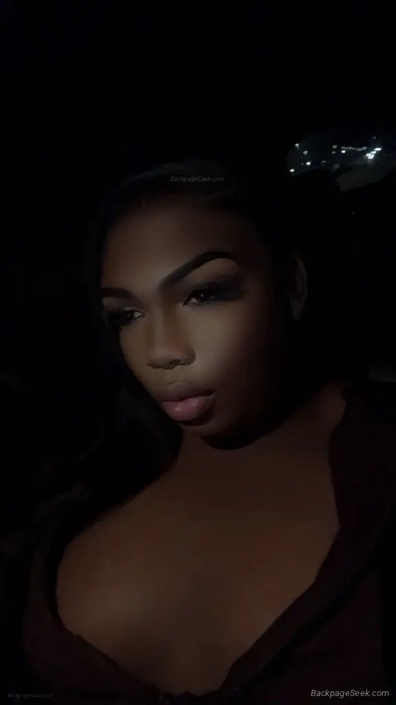 FETISH FRIENDLY LETS HAVE FUN