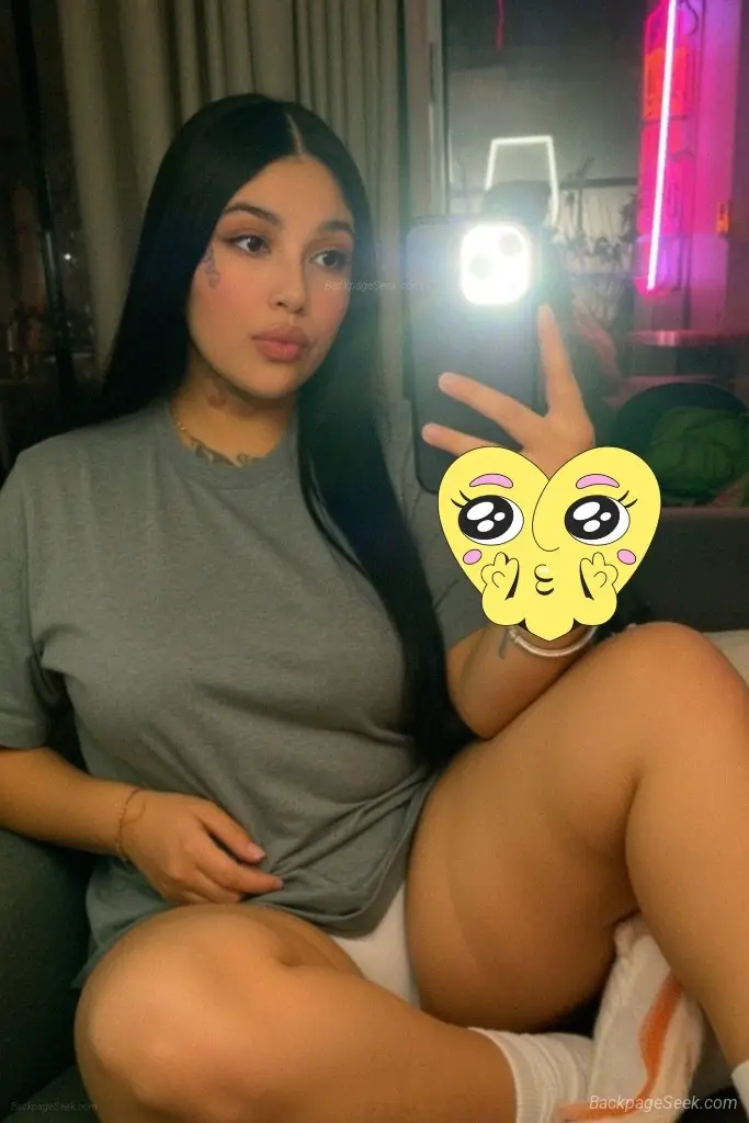 Busty Babe waiting to please you Available now in Palm Springs – Women Seeking Men photo 3