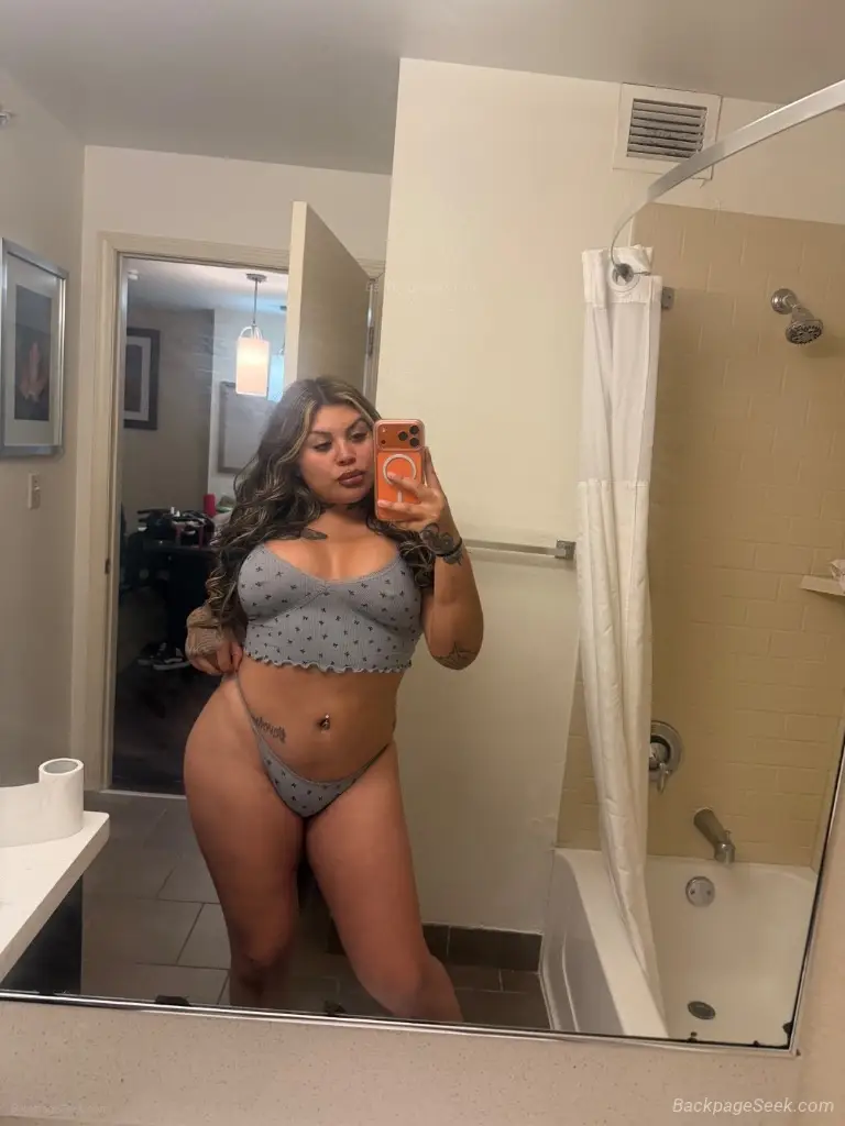 SEXY LATINA IN TOWN HABLO ESPANOL in Palm Springs – Women Seeking Men photo 3