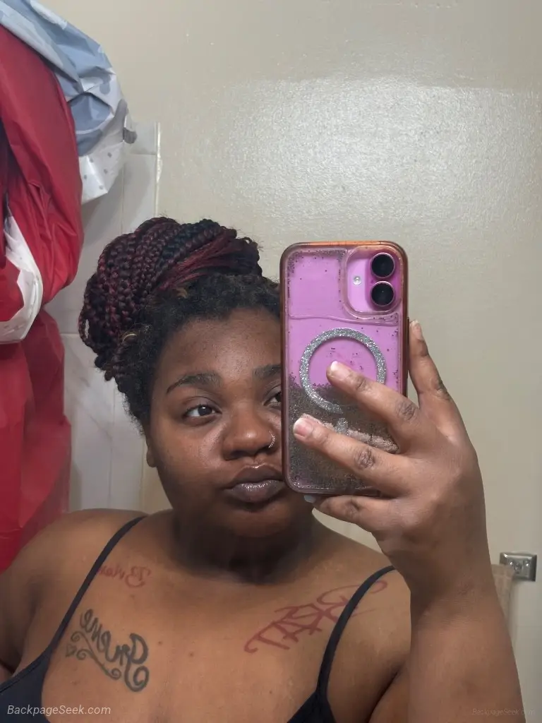 Hi love I'm available Call or text me if you want to have a... in Palm Springs – Women Seeking Men photo 2