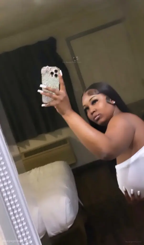 Thick Sexy Upscale mamii INCALL available Now in Palm Springs – Women Seeking Men photo 4