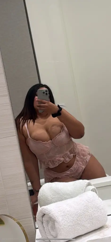 outcall available