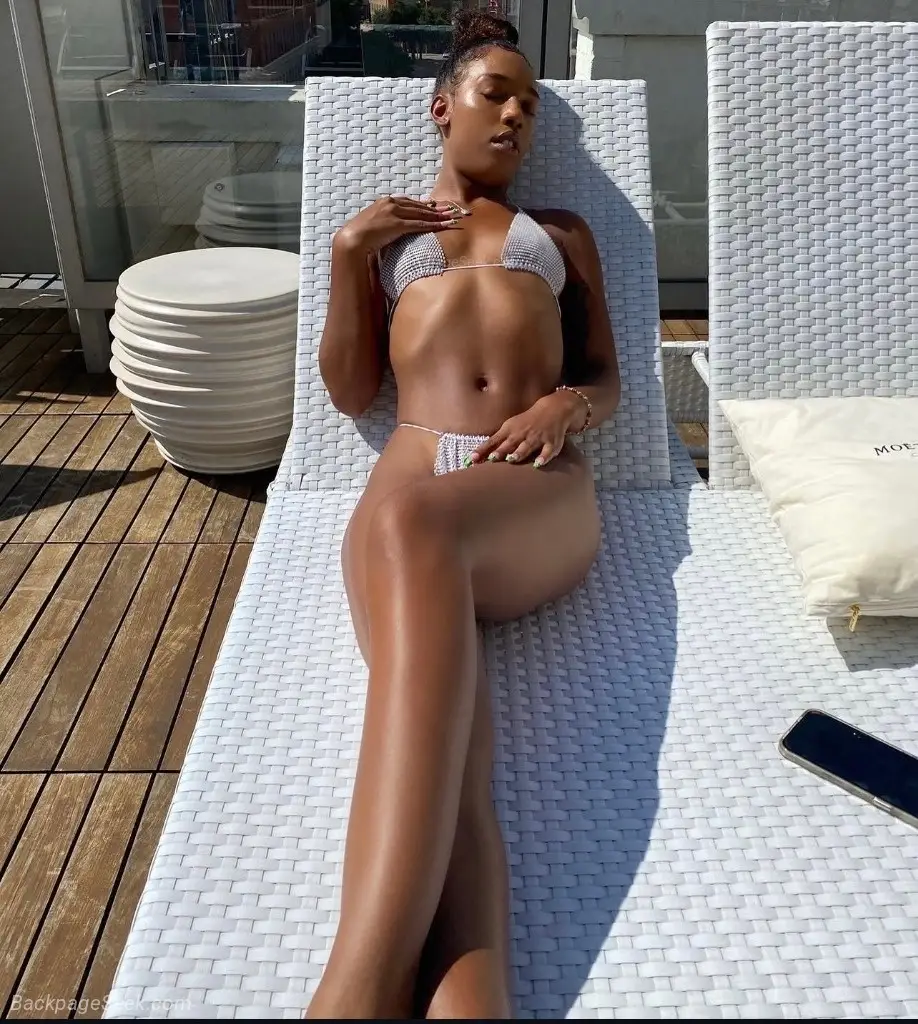 s h s GentLm nS Ch ic AVAILABLE NOW in Palm Springs – Women Seeking Men photo 3