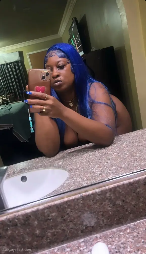 new to town all new pic the best so wett with the deepest throat