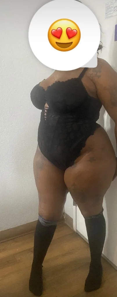 OUTCALLS ONLY LETS HAVE SOME FUN LETS HAVE SOME FUN CAN U MA... in Philadelphia – Women Seeking Men photo 3
