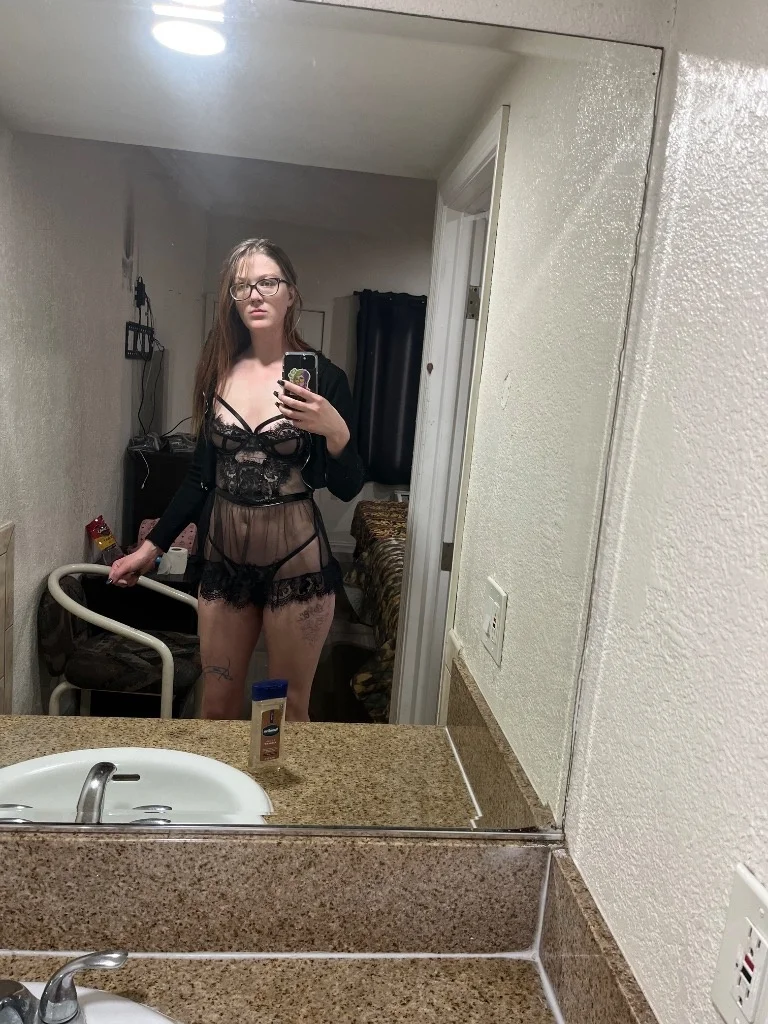 Your favorite thicc country MILF in Philadelphia – Women Seeking Men photo 5
