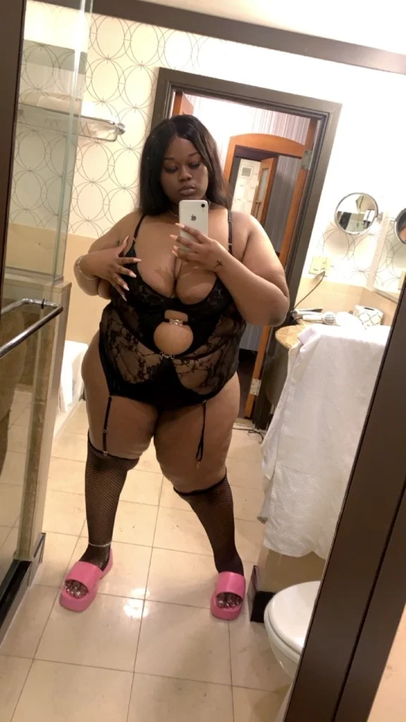 BBW DEEPTHROAT