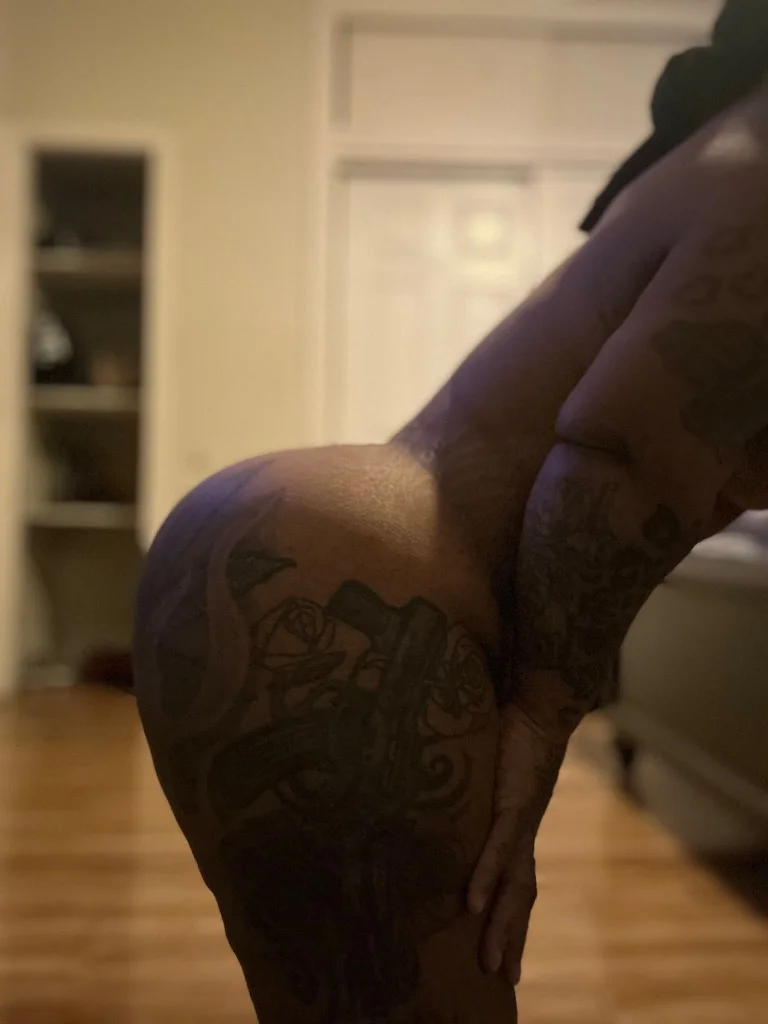 Fantasy Midget Im Available NO SPECIALS
