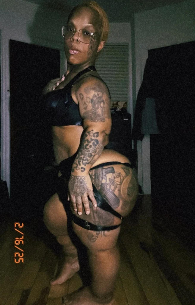 Fantasy Midget Im Available NO SPECIALS in Philadelphia – Women Seeking Men photo 6