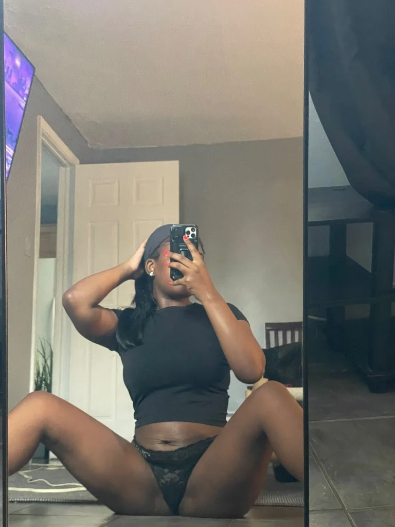 Afternoon SPECIALLSSSSHey daddy I have OUTCALL CARDATE Speci... in Philadelphia – Women Seeking Men photo 4