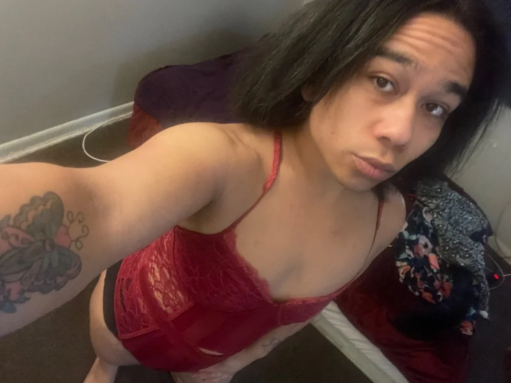 NORTHEAST I AM TRANS I AM TRANS THICK AND CURVY RICAN HAWAII... in Philadelphia – Women Seeking Men photo 5