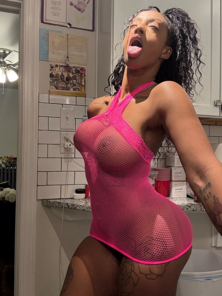 Hosting POTTSTOWN PA COME PLAY WITH JELLLY Hosting In POTTST... in Philadelphia – Women Seeking Men photo 3