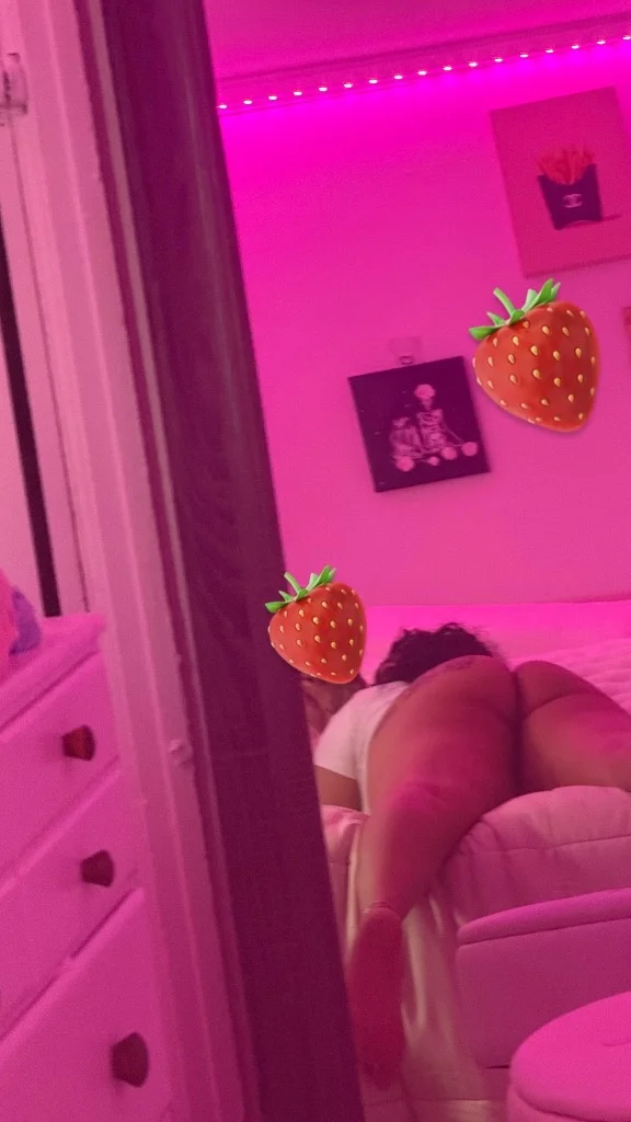 2 Pops for 160' Hit me now while im free in Philadelphia – Women Seeking Men photo 5